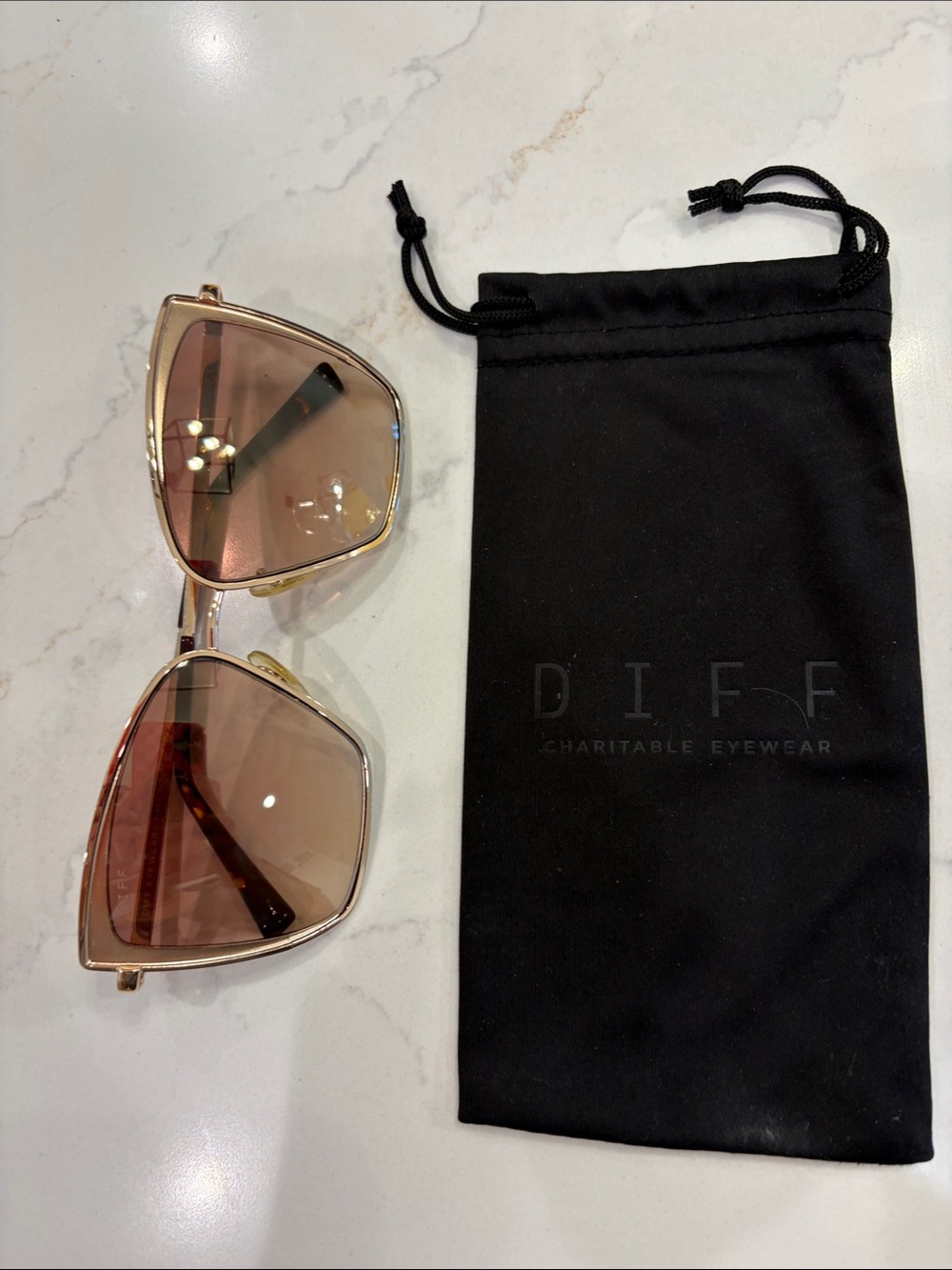 DIFF Women's Gold Frame Sunglasses with Brown Gradient Lenses